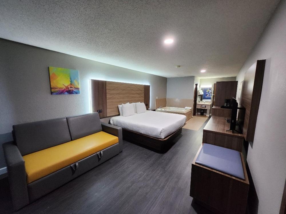 Motel Super 8 By Wyndham Hayward Wi Exteriér fotografie