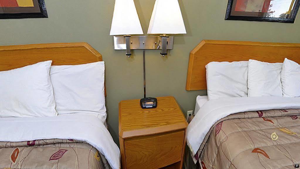 Motel Super 8 By Wyndham Hayward Wi Exteriér fotografie