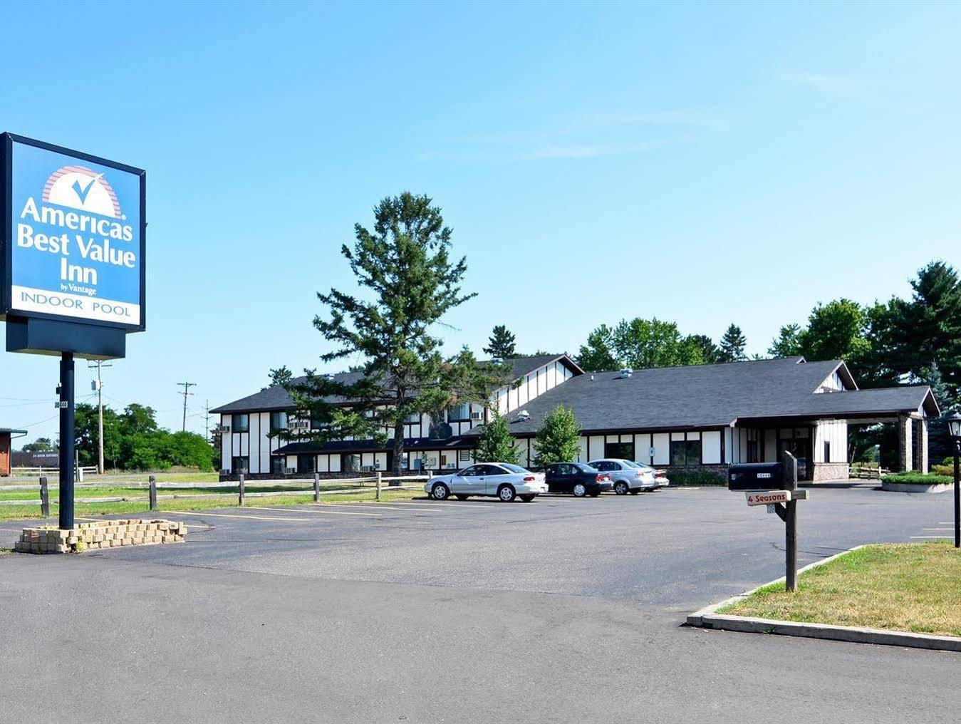Motel Super 8 By Wyndham Hayward Wi Exteriér fotografie